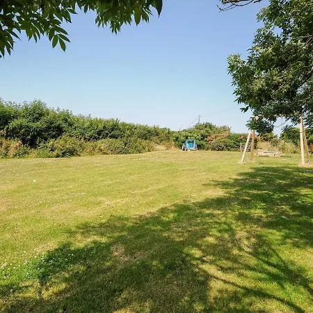 Holiday home The Roundhouse